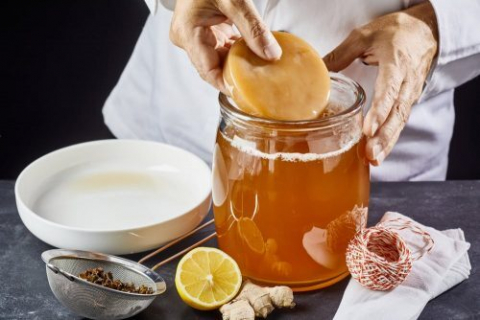 Cách làm trà Kombucha đơn giản, dễ làm cho người mới bắt đầu